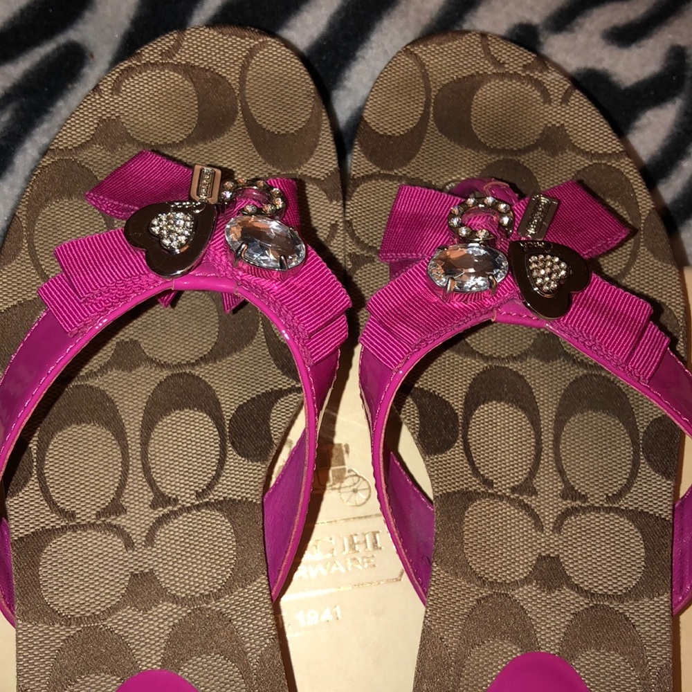 Shoes - Picture 4 of 8